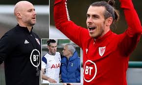 Wales national football team information, greatest players, shirts, world cup performances, pictures, posters and more. Wales National Football Team News Fixtures And Results Daily Mail Online