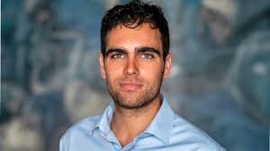 Benjamin Salas's Instagram, Twitter & Facebook