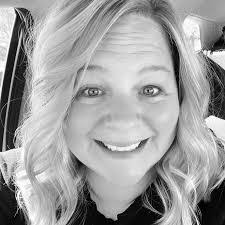 Shauna Kemp's Instagram, Twitter & Facebook