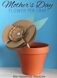 Mother's day provides an opportunity to recognize one of the most important educators in a student's life. 10 Kid Crafts For Mother S Day