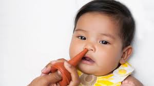 Apabila memilih alat penyedut, pastikan muncung penyedut yang dipilih tidaklah sampai menusuk ke dalam hidung bayi. 6 Cara Buang Kahak Bayi Dengan Berkesan Dan Selamat Zuriat