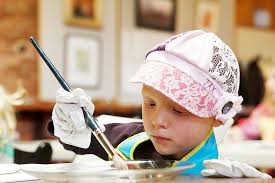 Painter couple launch new art school