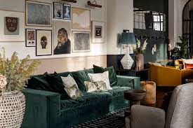 Luxe laser bar whitestone sihtnumber 11357. Tivoli Cinema Bath Is An Incredible Luxury Cinema Bar And Cafe Concept