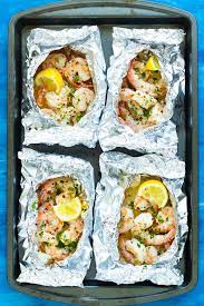 Steaming fish en papillote, as well as steaming chicken and steaming vegetables in packets, traps in flavor, whether you cook the paper packets in the oven or grill foil packets. Easy Baked Shrimp Scampi Foil Packets Low Carb