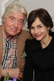 Debut Contemporary supper