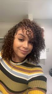 Michelle Handel's Instagram, Twitter & Facebook