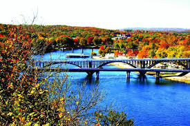 Lake Taneycomo Places To See Fall Foliage Branson Missouri