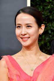 Golden Globes 2020: Best Hair, Makeup, and Beauty Looks, cho yeo jeong HD  phone wallpaper