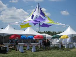 Blondynka uwielbia zakładać spandex w domu, a następnie pieścić się. Festival Lycra Umbrellas Www Stretchstructures Com Tent Decorations Tent Beach Tent