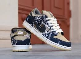 However, the travis scott air force 1 cactus jack features a wide range of luxurious materials. Travis Scott X Nike Sb Dunk Low Online Links Raffles Fotomagazin