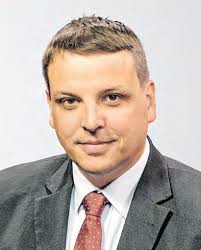 Männer pilgern zum heiligen Ulrich