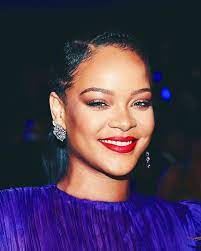 The year following her death saw her records experience massive volumes of sales generating as much as $40 million dollars by 2013. Uku7hxnyewxikm