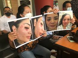 Pada saat berbincang bersama feni rose, nindy mengungkapkan bahwa dirinya. Nindy Ayunda Bongkar Keburukan Suami Ini 5 Fakta Tak Terduga Yang Terungkap