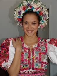 La beauté de la femme slave slovaque. Epingle Sur Slovakia Folk