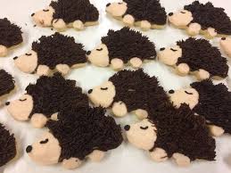 Iced Hedgehog Sugar Cookies With Images Sugar Cookies Cookies Cookie Decorating