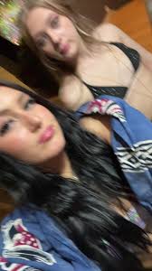 Alyssa Field (@alyssaisntfunny)