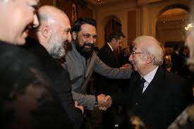 10 şubat 2018 günü, sultan i̇kinci abdülhamid han'ın yüzüncü vefat yıl dönümüydü. Abdulhamid In Torunlari Payitaht Ekibiyle Bulustu