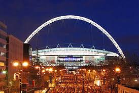 Wembley stadium (branded as wembley stadium connected by ee for sponsorship reasons) is a football stadium in wembley, london. Uembli Futbolpediya Fandom