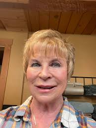 Seint makeup application tips and tricks