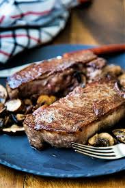 Tuscan cooks know that all it takes to bring out the flavor of a rich cut of beef is a squeeze of fresh lemon juice. Steakhouse Quality Ny Strip Steak Life Love And Good Food