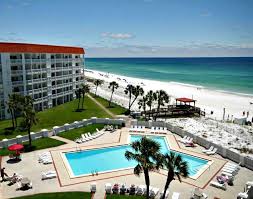 Beachfront Pool At El Matador Condos Fort Walton Beach Condos Fort Walton Beach Beachfront Hotels