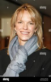 Elizabeth hilton hi-res stock photography and images