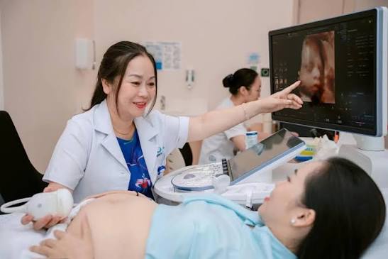 Mỗi giai đoạn thai kỳ có những mốc thăm khám và kiểm tra riêng, phù hợp với quá trình phát triển của thai nhi