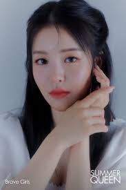 Yuna (main rapper, lead vocal, lead dancer). Hxqofqh9ri3xhm