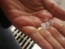 Pada 24 februari 2007 hujan batu berlaku di sungai buloh dan damansara, selangor. Sharifah Shahirah Saksi Fenomena Hujan Batu