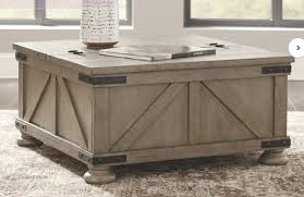 Emiliano Lift Top Coffee Table With Storage In 2020 Coffee Table Farmhouse Coffee Table Coffee Table Square