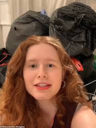 Dumpster diver takes aim at Starbucks after finding unopened food, coffee  beans, and unused cups in trash bags