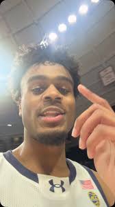 Brady Koehler with the 3 ball to make it a 10-0 run for the Irish!  #GoIrish☘️