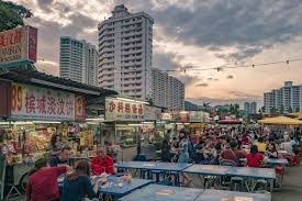 Ini merupakan tempat menarik di penang wajib anda kujungi. 10 Pusat Jajanan Kaki Lima Di Penang Yang Wajib Didatangi Halaman All Kompas Com