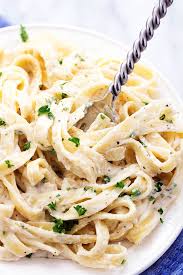 Skinny Fettuccini Garlic Alfredo The Recipe Critic Skinny Alfredo Sauce Recipe Recipes Alfredo Recipe