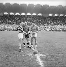 En 3e série, le stade uchaudois sera opposé au rugby club de genève qui après avoir survolé son championnat a inscrit 74 points sur les deux premiers. Us Dax 6 9 Stade Montois Finale Championnat De France 1963 La Tribune De Lescure Rugby Championnat France