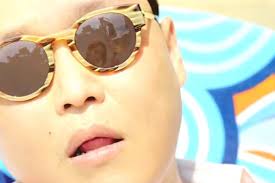 Có thể thấy rằng showbiz hàn đang chơi rất gắt. Psy S Gangnam Style Becomes Most Viewed Youtube Video Of All Time The Verge