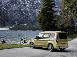 Ford Tourneo Connect And Grand Tourneo Connect Get New 1 5l Diesel Fresh Features Carscoops Ford Diesel Grands