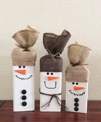 Set Of 3 Rustic Wooden Snowmen Rustic Christmas Decor Etsy Christmas Crafts Xmas Crafts Snowman Decorations