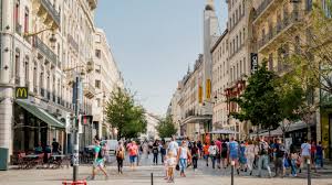 Le bon coin des affaires. Vinted Le Bon Coin Quand La Remise En Main Propre Degenere A Lyon