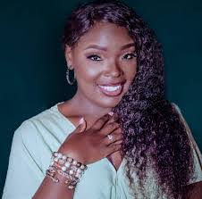 Tamara Fredericks's Instagram, Twitter & Facebook