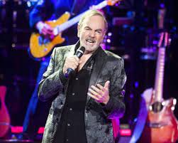 Neil Diamond review – a show so smooth it could be on rails | Neil Diamond  | The Guardian