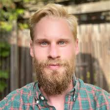 Celebrating 5 years today at this amazing company. So thankful to Robin  Pitman and Farrell Hope for making it possible. Here's to many more years  at NOW! 🙌