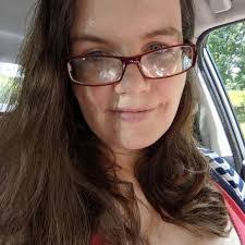 Meredith Pitts's Instagram, Twitter & Facebook