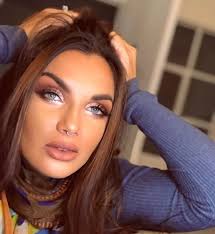 Simpatico siparietto elettra lamborghini fidanzato. Elettra Miura Lamborgini Biografia Eta Altezza Peso Chi E Fratelli Fidanzato E Vita Privata Lamborghini Tatuaggi Marito E Moglie Peso