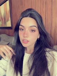 Genesis Rendon Olivera (@justgeeenn)