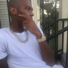 Stream Ace Cummings music