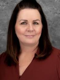 Leslie Sturdivant's Instagram, Twitter & Facebook