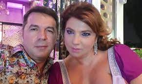 Mihaela borcea și iubitul ei mai tinerel au sărbătorit revelionul în predeal. Ei Sunt FoÈ™tii Socri Ai Lui Cristi Borcea Imaginea EmoÈ›ionantÄƒ Cu PÄƒrinÈ›ii Mihaelei Borcea Impact