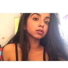 Emily Sequeira's Instagram, Twitter & Facebook