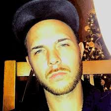 Finesse2Tymes explains why he didn't use to brush his teeth: "I Ain't Know  No Better, I Was Getting Money."